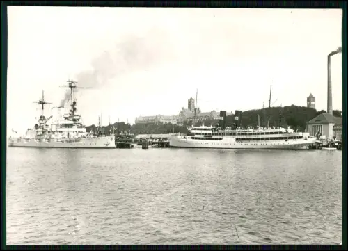 Foto 15x10cm - Marinehafen Flensburg Mürwik - zwei Schiffe SMS Seydlitz ?