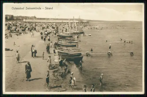 AK - Swinemünde Świnoujście Strand Ostseebad Menschen Boote Hafen 1932 gelaufen