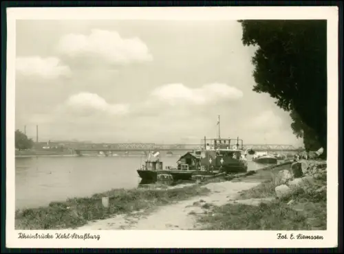 Kehl Rheinbrücke n. Straßburg Schiffe Hafenbereich markante Brückenkonstruktion