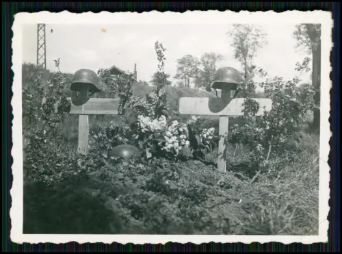 5x Foto - Soldaten Wehrmacht - Gräber Kreuze Namen Ostfront - 1941-43