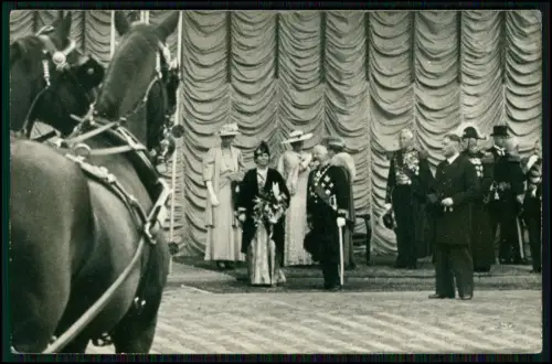 Foto AK - Niederlande Königin Wilhelmina öffentlicher Auftritt Hofzeremonie 1920