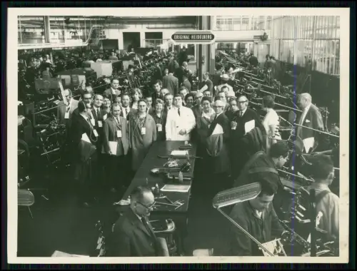 Pressefoto - Schnellpressenfabrik Heidelberg AG Fabrikhalle Arbeiter Besuch 1938