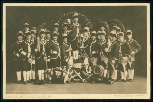 2x AK - Männern Tracht Schäfflertanz - Reifschwung Kronengruppe Pest - 1914 gel.