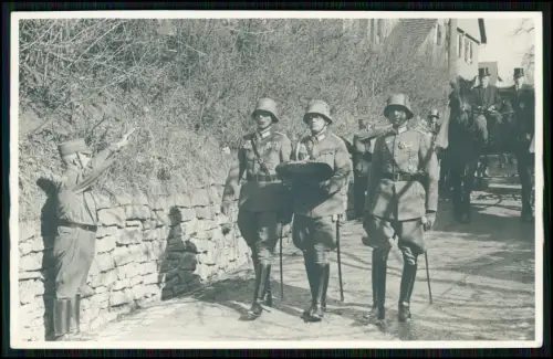 3x Foto AK  - Reichswehr Wehrmacht - Begräbnis Kissen Orden militärische Ehren