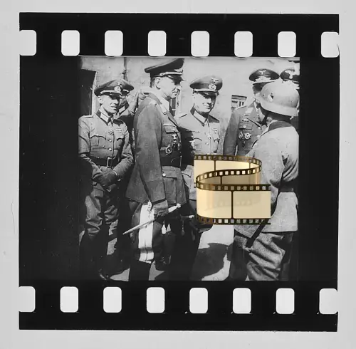 Dia - 3,5x3,5cm - Wehrmacht Soldaten - Luftwaffe und Heer