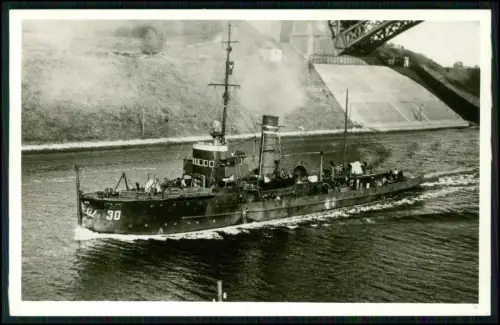 Foto AK - Minensuchboot M 30 - im Einsatz der deutschen Kriegsmarine 1939-1945