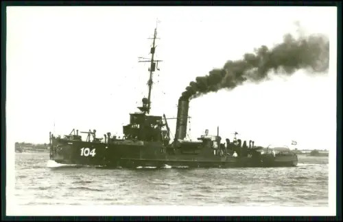 Foto AK - Minensuchboot M 104 - im Einsatz der deutschen Kriegsmarine 1939-1945