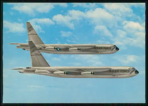 Farbiges Motiv 2 Boeing B52 Langstreckenbombern US Air Force im Formationsflug