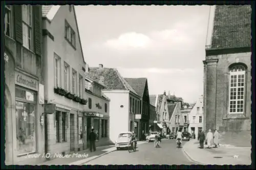 Foto AK  Jever Neuer Markt Straßen-Leben Geschäfte Passanten Fahrräder Fahrzeuge