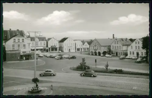 Foto AK - Jever in Friesland - Am Markt Stadtansicht Marktplatz alte Autos uvm.