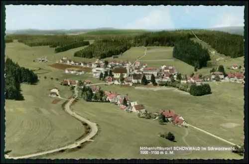 Foto AK - Luftaufnahme von Schönwald im Schwarzwald - Ortskern mit Einzelhöfen