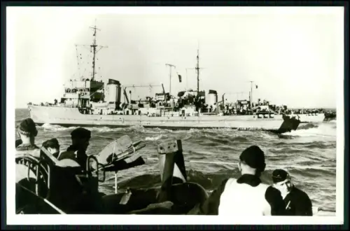 Foto AK - Minensuchboot M 155 - 1942 in Stettin in Dienst gestellt
