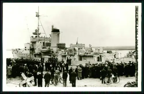 Foto AK - Minensuchboot M 384 - Elsflether Werft Elsfleth - Gesunken 1944 Nantes