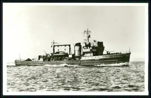 Foto AK - Minensuchboot M 38 - französische Flagge - St. Nazaire GB Kriegsbeute