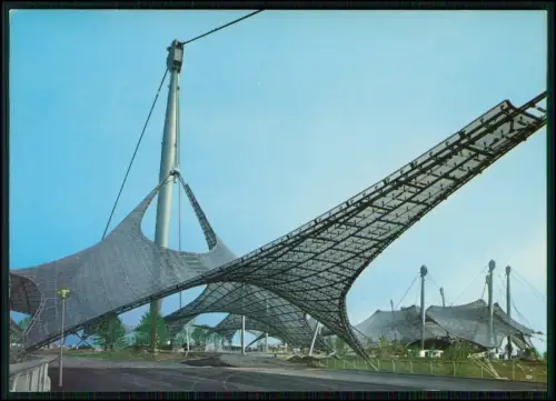 AK - München Olympische Spiele 1972 -Seile mit Olympiadach rechts Olympiastadion