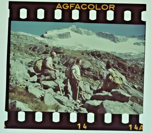 Original Agfacolor Farbdia 3,5x4cm - Bergsteiger in den Alpen - 1938-39