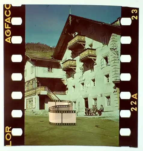 Orig. altes Agfacolor Farbdia - Dorfplatz von Sölden Tirol - Gasthof-Hotel Post