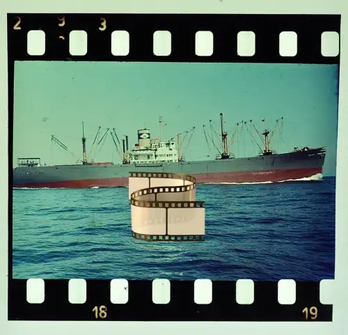 2x Orig. altes Farbdia - Frachtschiff Wartenfeld - Bremer Reederei DDG Hansa