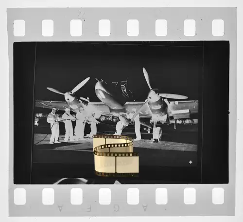 Zelluloid Dia nach 1945 - Flugzeug Messerschmitt Bf 110 - Hirschgeweih Antennen