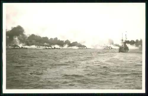 Foto AK - alte Torpedoboote im Durchbruch - strategische Flottenbewegungen ...