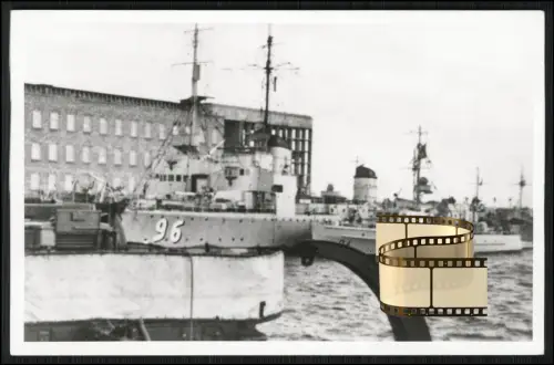 Foto AK - Kiel Torpedoboot T 196 - 1911 Germaniawerft - in Gdingen Gotenhafen