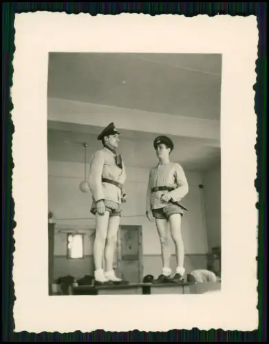 10x Foto - Soldaten Wehrmacht - Kaserne Lazarett Ärzte Pfleger uvm.