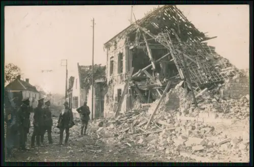 Foto AK 1. WK - deutsche Offiziere Kriegszerstörung - Tart-le-Haut, Côte-d'Or FR