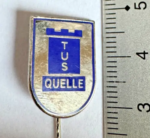 Bielefeld Brackwede TuS Quelle 1919 e.V.  Anstecknadel mit Hünenburg Wahrzeichen