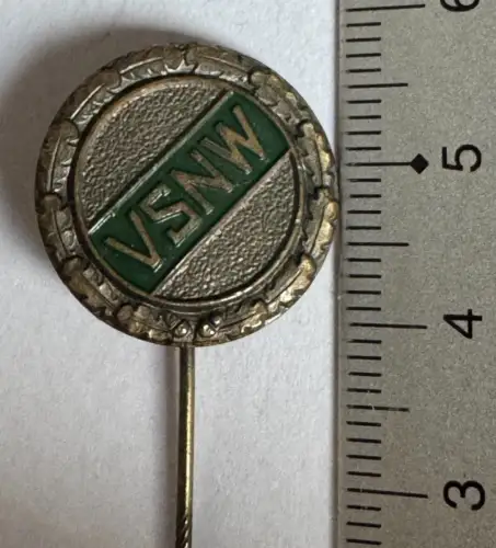 Anstecknadel VSNW Vereinigung Schulaufsicht Nordrhein-Westfalen - oder Sport ?