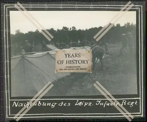 Foto Nachtübung in Leipzig des Infanterie Regiment 1929 Zelte aufbauen