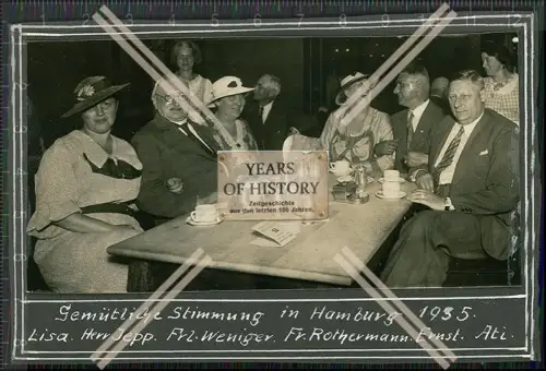 Foto Hamburg 1935 gemütliche Stimmung mit Damen1935 Adel Monarchie Szenelokal 