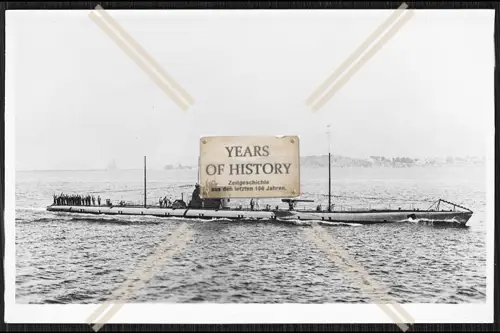 Foto Unterseeboot U-Boot U 166 unter Französische Flagge bei der AG Vulcan in 