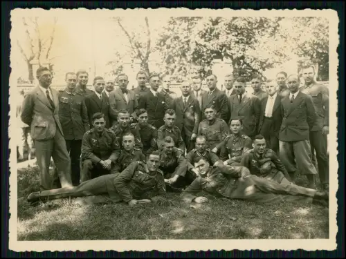 2x Foto- Ludwigsburg Vaihingen Württemberg - Soldaten Schulterklappe Rgt. 7 u. 9