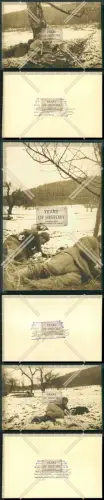 Orig. Foto AK 3x Soldaten im Winter Gelände in Deckung vorrobben
