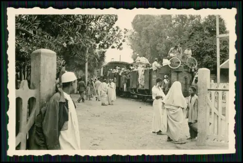 4x Foto - kleiner Bahnhof Ägypten ? Hafenstadt Marine Schiffe Palmen Afrika ....