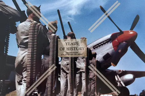 Foto Flugzeug Aircraft Jagdflugzeug mit MG Gurten bestücken