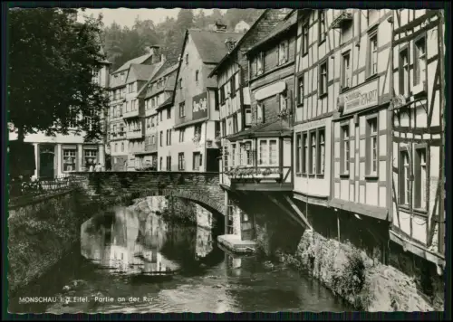 Foto AK - Monschau Eifel - Partie an der Rur - Fachwerkhäuser Brücke Fluss Motiv