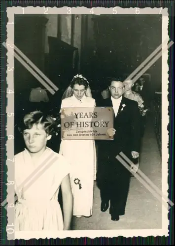 Foto  4x Hochzeit Monarchie und Adel Braut Bräutigam Kirche Fahrzeug Mercedes