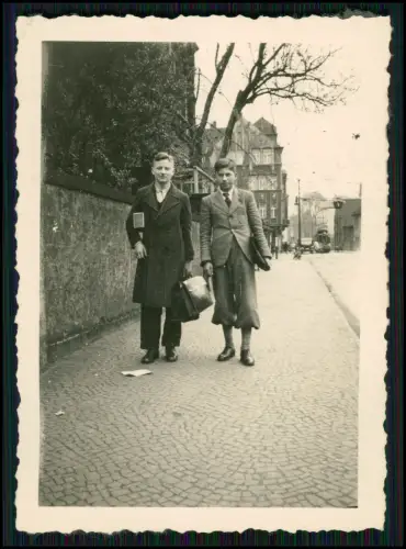 9x Foto - Bielefeld in Westfalen - Jungs auf der Festung Sparrenburg - 1941