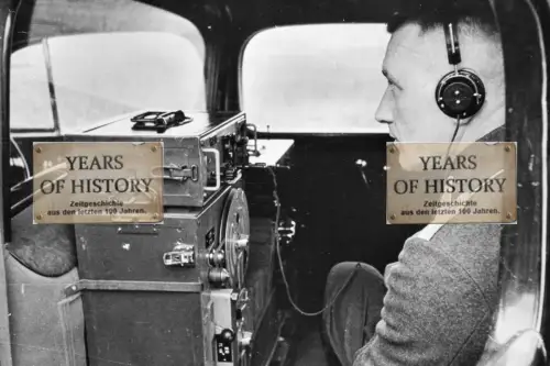 Repro Foto 10x15cm Nachrichten Soldaten Luftwaffe Technische Messgeräte uvm