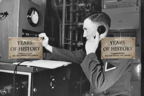 Repro Foto 10x15cm Nachrichten Soldaten Luftwaffe Technische Messgeräte uvm