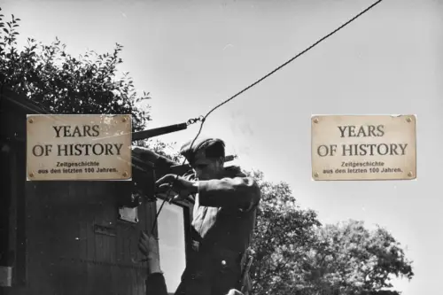 Repro Foto 10x15cm Nachrichten Soldaten Luftwaffe Technische Messgeräte uvm
