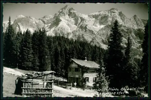 Foto AK  Ehrwald Tirol - Hochthörlehütte Wetterstein Gebirge Almgebäude aus Holz