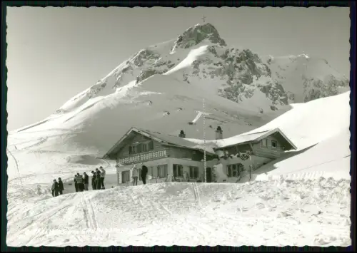 Foto AK - Ehrwald - Gipfelhaus Grubigstein Berghütte Skifahrer Wintersportgäste