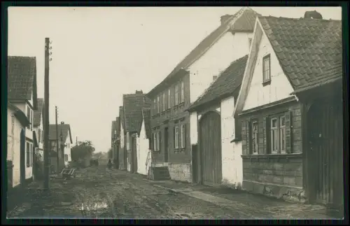 Echt Foto AK - Straßenansicht Häuser Dorf Schlamm in Niedersachsen ? - 1910-20