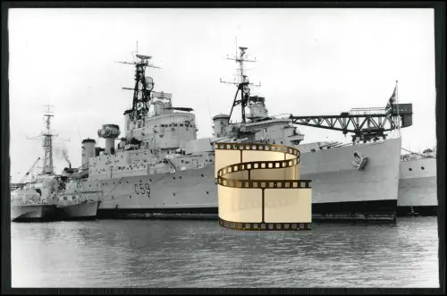 Foto 14x9cm - HMS Newfoundland C59  - leichter Kreuzer - Royal Navy - 1942