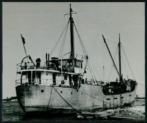 Presse-Foto 18x15 - Schiff Frachter Fischerboot - Dionysia oder Dionysus ?