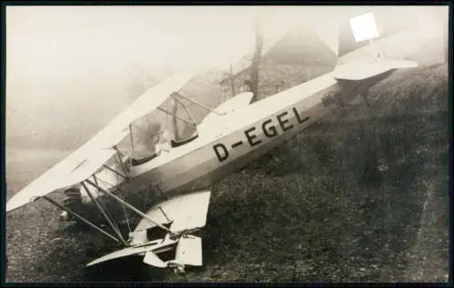 2x Foto n. 1945 20x13  Flugzeug Bücker Bü 131 Jungmann Doppeldecker u.a. 1930er