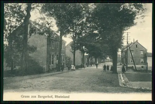 AK - Bergerhof Radevormwald - Straße Wohnhäuser Fußgänger Bebauung - 1911 gel.
