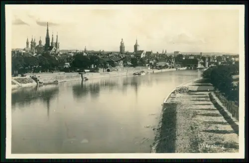 Echt Foto AK - Würzburg Mainufer Panorama Dom St Kilian Alte Mainbrücke - 1930er
